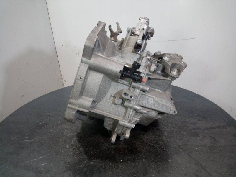 Recambio de caja cambios para opel corsa e selective ecoflex referencia OEM IAM M200LKU 3722KA M1-A3-123