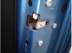 CERRADURA PUERTA TRASERA DERECHA 