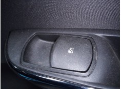 MANDO ELEVALUNAS DELANTERO DERECHO 