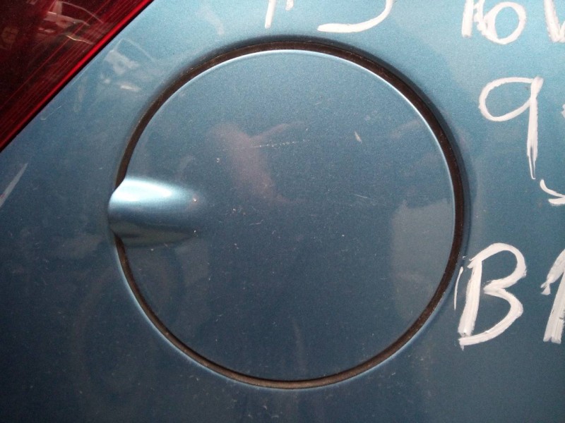 Recambio de tapa exterior combustible para opel corsa e selective ecoflex referencia OEM IAM   