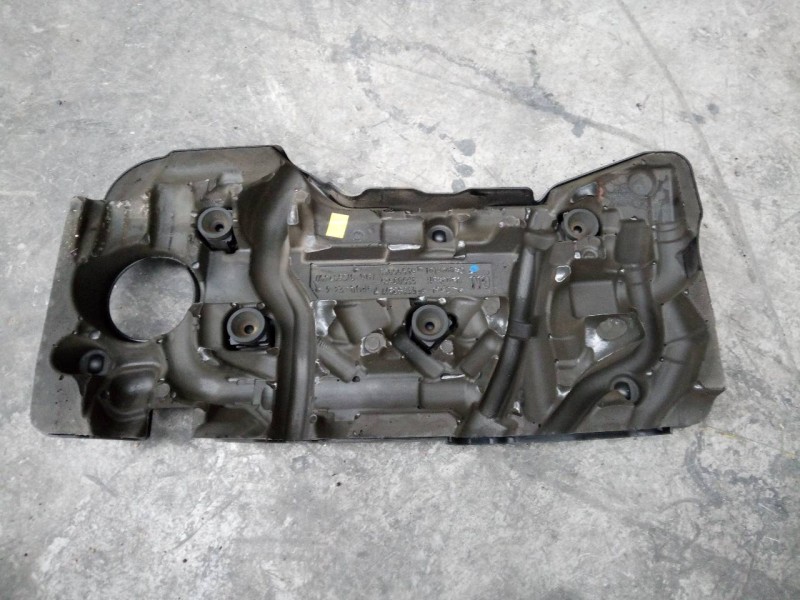 Recambio de tapa motor para opel corsa e selective ecoflex referencia OEM IAM   