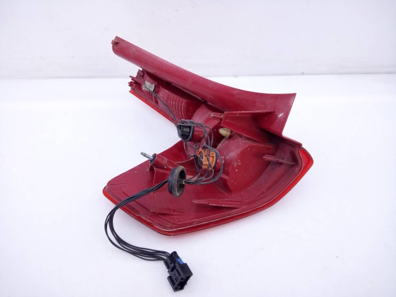 Recambio de piloto trasero derecho para citroën c4 berlina collection referencia OEM IAM 965586398001  E1-A4-38-1