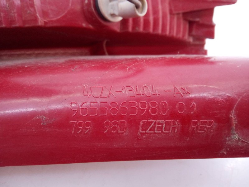 Recambio de piloto trasero derecho para citroën c4 berlina collection referencia OEM IAM 965586398001  E1-A4-38-1