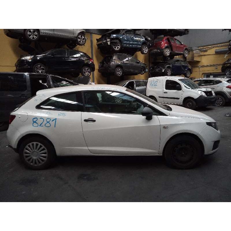 seat ibiza (6j5) del año 2008