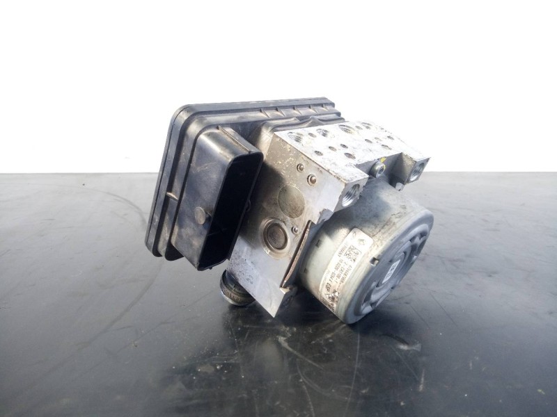 Recambio de abs para dacia lodgy laureate referencia OEM IAM 476608796R  P3-B8-29-4