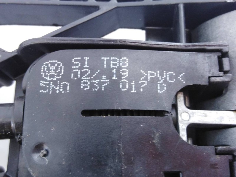 Recambio de cerradura puerta delantera derecha para audi a1 sportback (gba) 30 tfsi adrenalin referencia OEM IAM 5N0837017D 4534