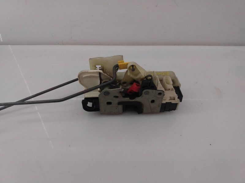 Recambio de cerradura puerta delantera derecha para jeep compass limited referencia OEM IAM 04589416AE  E1-B5-8-2