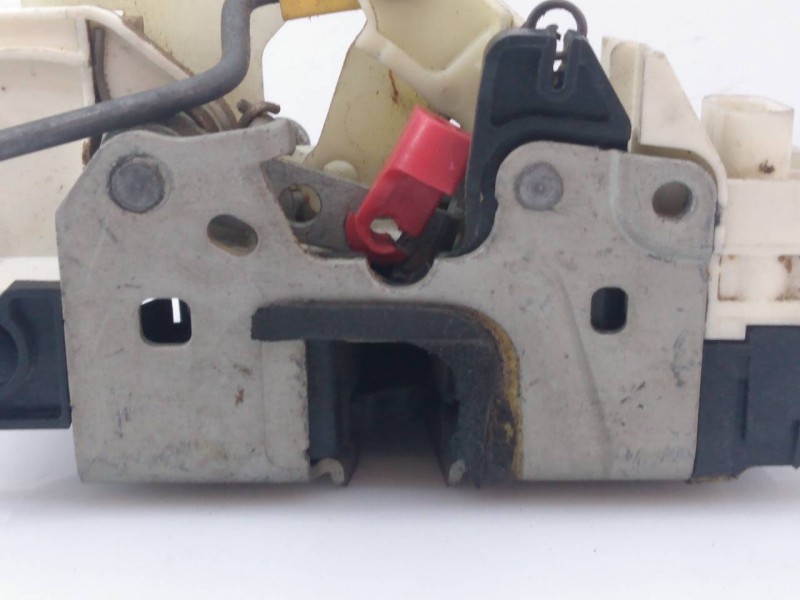 Recambio de cerradura puerta delantera derecha para jeep compass limited referencia OEM IAM 04589416AE  E1-B5-8-2