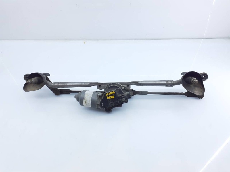 Recambio de motor limpia delantero para jeep patriot limited referencia OEM IAM 05303827AE  E1-B5-8-1
