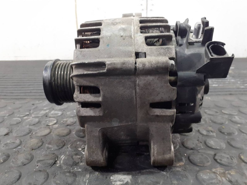 Recambio de alternador para ford kuga (cbs) vignale referencia OEM IAM AV6N10300GD 217124835 P3-B6-20-1