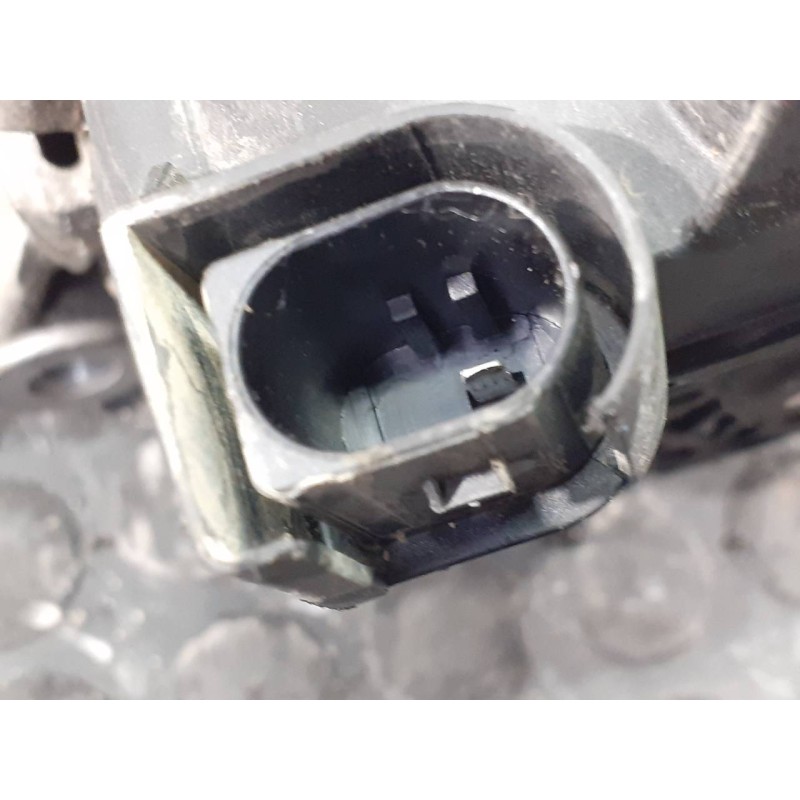 Recambio de alternador para ford kuga (cbs) vignale referencia OEM IAM AV6N10300GD 217124835 P3-B6-20-1