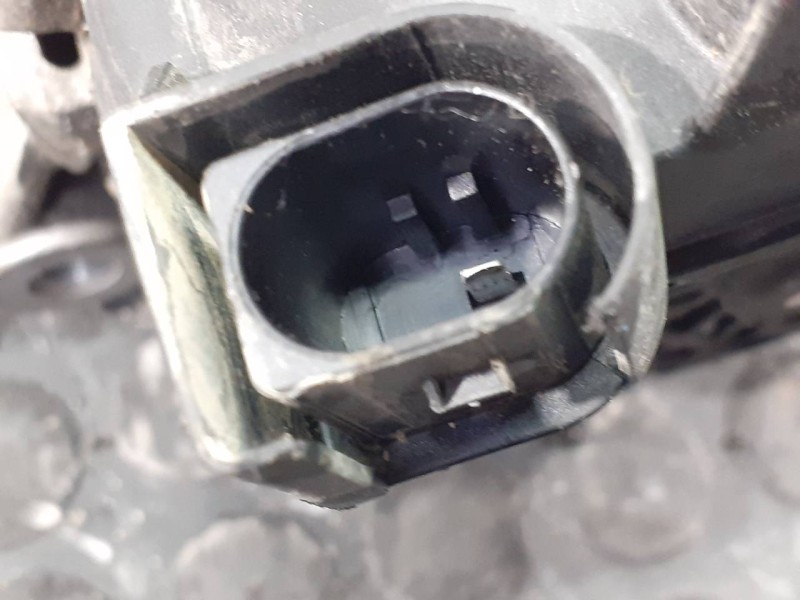 Recambio de alternador para ford kuga (cbs) vignale referencia OEM IAM AV6N10300GD 217124835 P3-B6-20-1