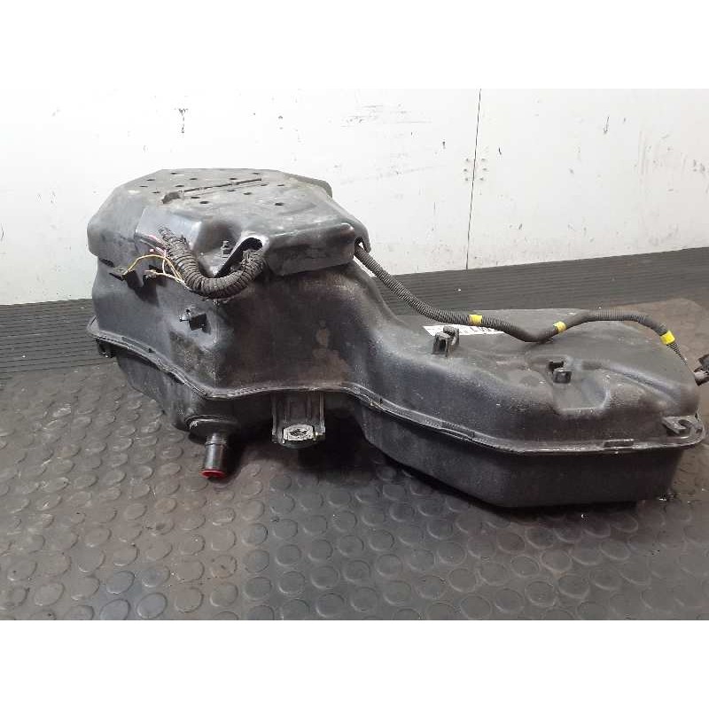 Recambio de adblue para hyundai santa fe style 4wd limited referencia OEM IAM 31500S1900 180427103852 P1-B5-21