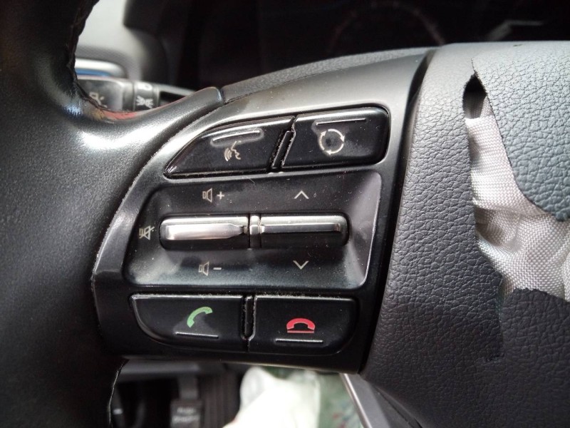 Recambio de volante para hyundai ioniq hybrid referencia OEM IAM   