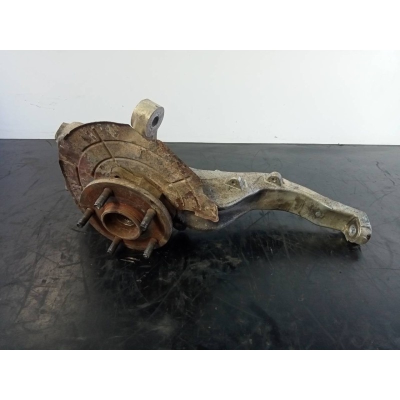 Recambio de mangueta delantera izquierda para jeep gr. cherokee (wh) 3.0 crd limited referencia OEM IAM   P1-A4-14