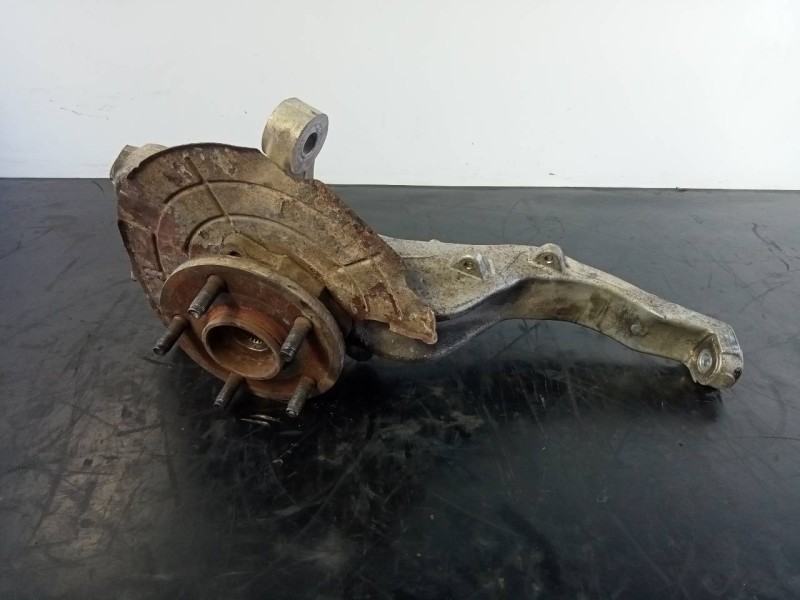 Recambio de mangueta delantera izquierda para jeep gr. cherokee (wh) 3.0 crd limited referencia OEM IAM   P1-A4-14