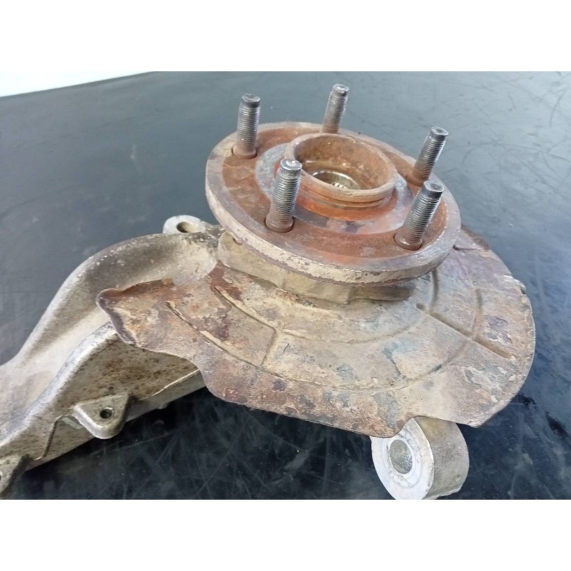 Recambio de mangueta delantera izquierda para jeep gr. cherokee (wh) 3.0 crd limited referencia OEM IAM   P1-A4-14