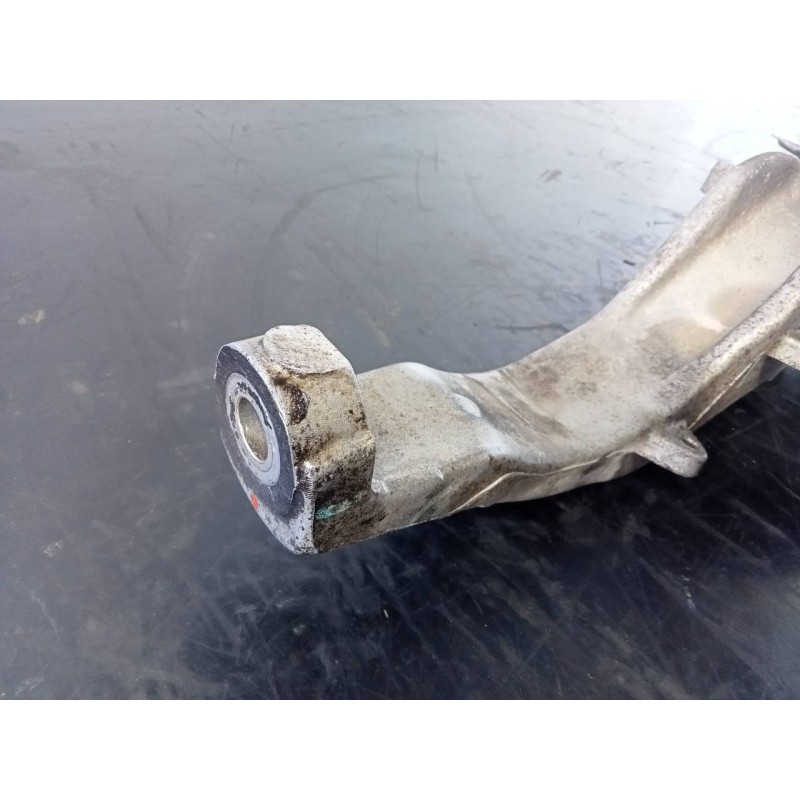 Recambio de mangueta delantera izquierda para jeep gr. cherokee (wh) 3.0 crd limited referencia OEM IAM   P1-A4-14