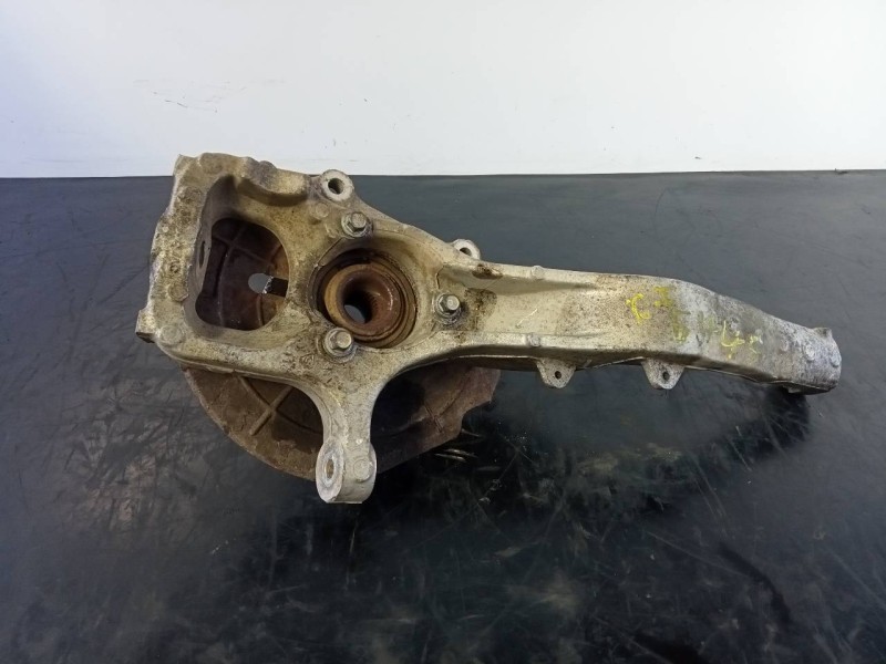 Recambio de mangueta delantera izquierda para jeep gr. cherokee (wh) 3.0 crd limited referencia OEM IAM   P1-A4-14