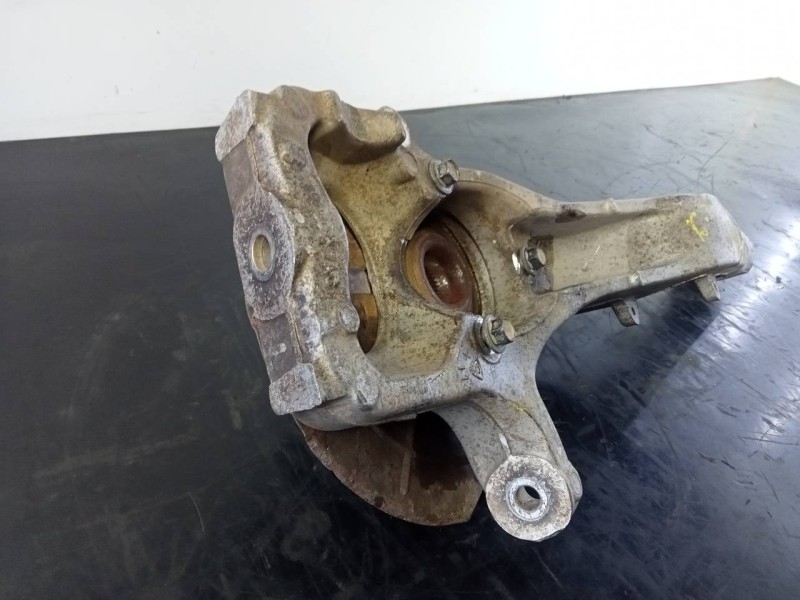 Recambio de mangueta delantera izquierda para jeep gr. cherokee (wh) 3.0 crd limited referencia OEM IAM   P1-A4-14