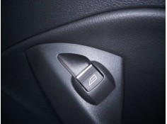 MANDO ELEVALUNAS TRASERO DERECHO 