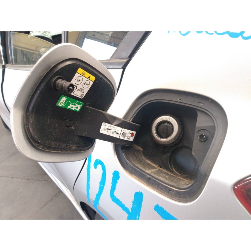 Recambio de tapa exterior combustible para ford focus st-line referencia OEM IAM   