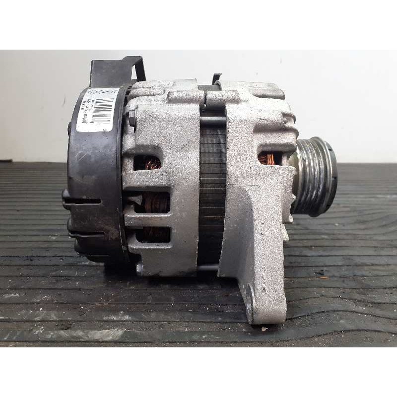 Recambio de alternador para hyundai i20 trend referencia OEM IAM 2617561 373002A950 P3-B6-15-2