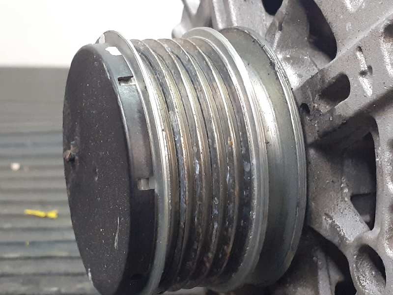 Recambio de alternador para hyundai i20 trend referencia OEM IAM 2617561 373002A950 P3-B6-15-2