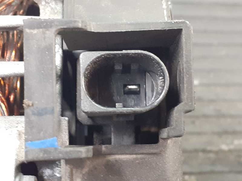 Recambio de alternador para hyundai i20 trend referencia OEM IAM 2617561 373002A950 P3-B6-15-2