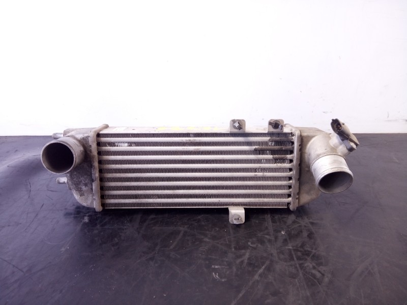 Recambio de intercooler para kia cee´d active referencia OEM IAM 282702A610 6039507 P2-B10-8