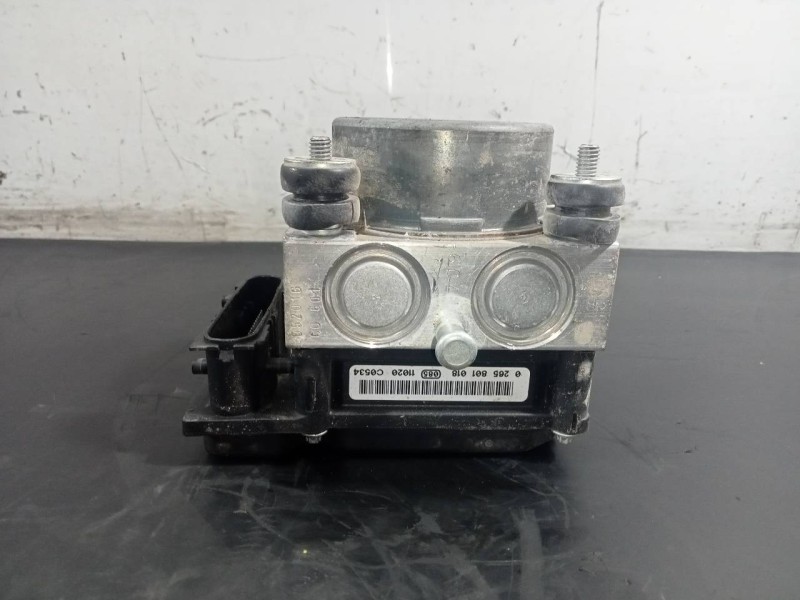 Recambio de abs para dacia sandero laureate referencia OEM IAM 476604621R  P3-B8-23-2