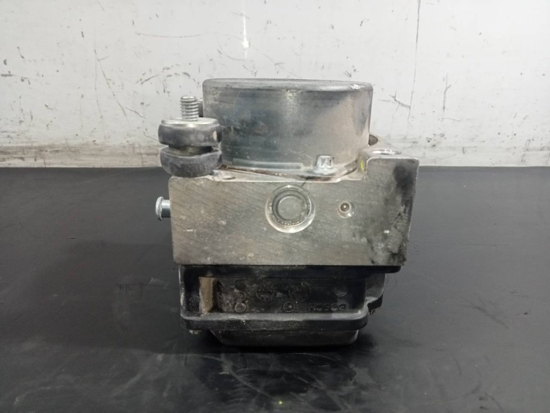 Recambio de abs para dacia sandero laureate referencia OEM IAM 476604621R  P3-B8-23-2