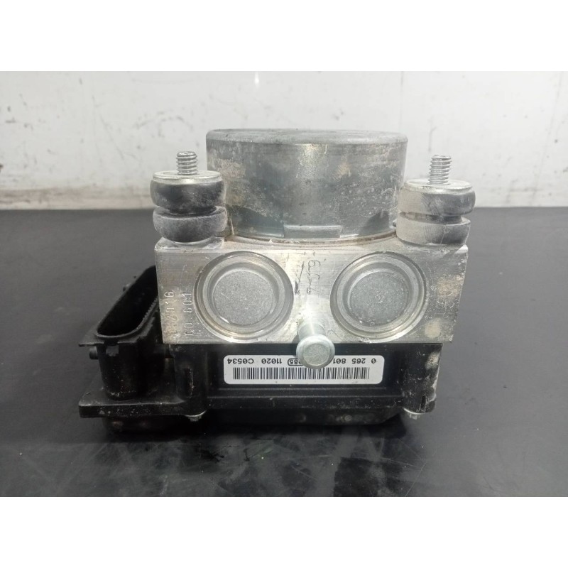 Recambio de abs para dacia sandero laureate referencia OEM IAM 476604621R  P3-B8-23-2