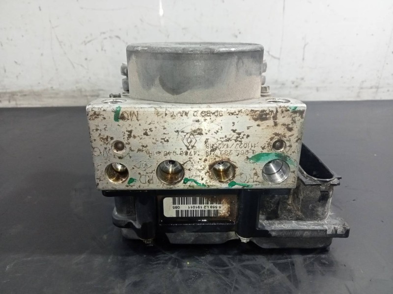 Recambio de abs para dacia sandero laureate referencia OEM IAM 476604621R  P3-B8-23-2