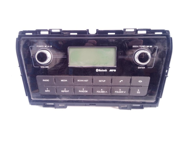 Recambio de sistema audio / radio cd para ssangyong tivoli crystal 4x2 referencia OEM IAM 8912035100  E3-A3-13-2