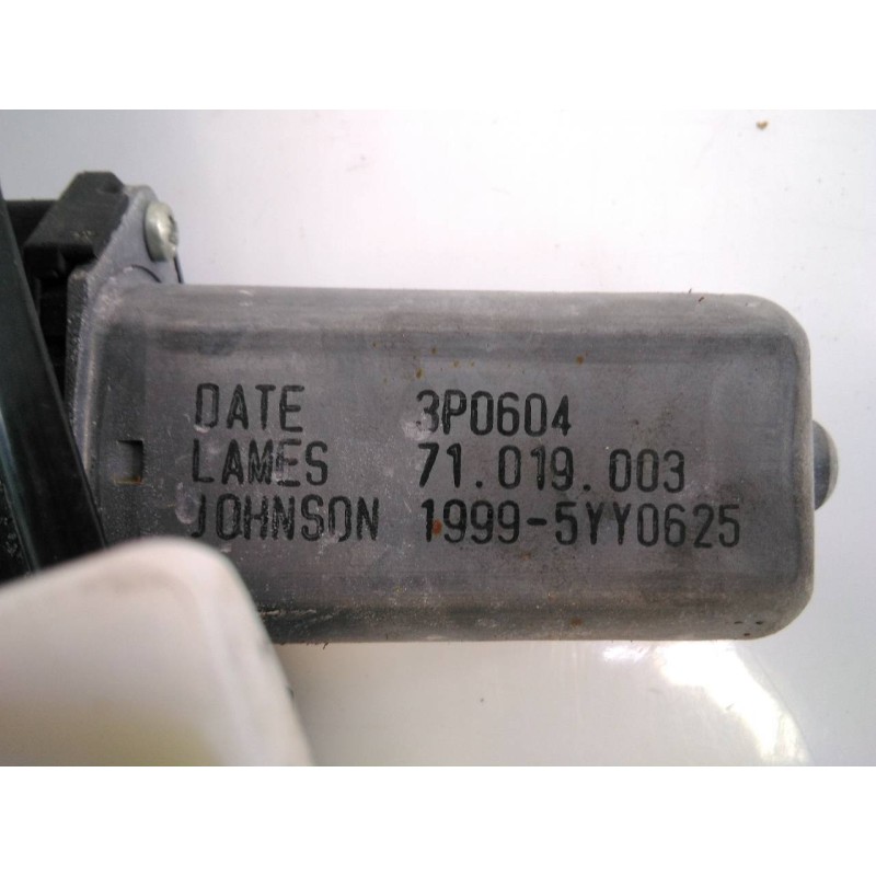 Recambio de elevalunas delantero derecho para bmw serie 3 lim. (f30) 316d referencia OEM IAM 19995YY0625  E1-A3-12-1