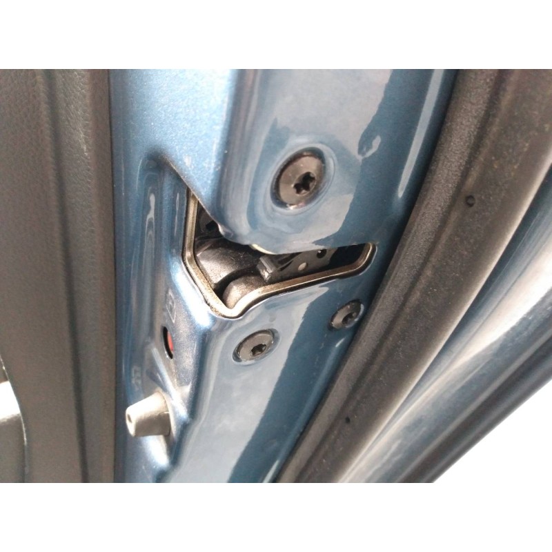 Recambio de cerradura puerta trasera derecha para hyundai i40 tecno blue referencia OEM IAM   
