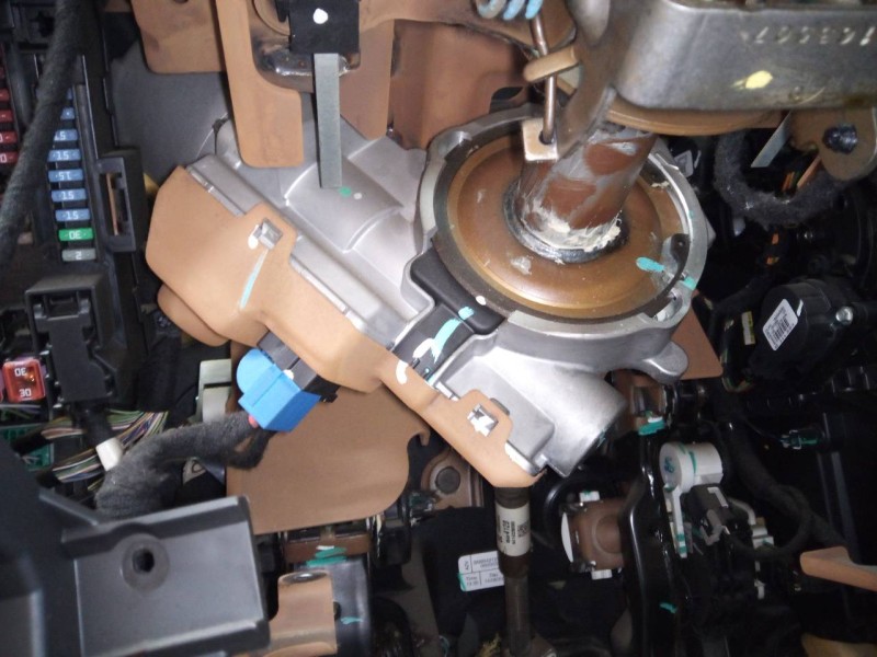 Recambio de columna direccion para opel mokka edition ecoflex referencia OEM IAM 94554527 527742743 