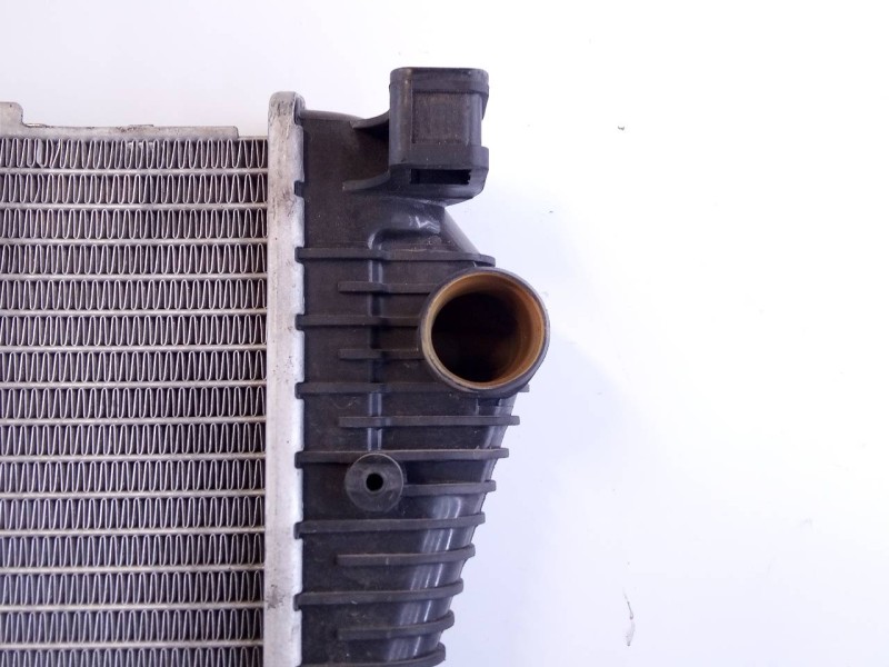 Recambio de radiador agua para renault trafic combi (ab 4.01) 6 - plazas (l2h1) acristalado parcial 2,9t combi largo referencia 