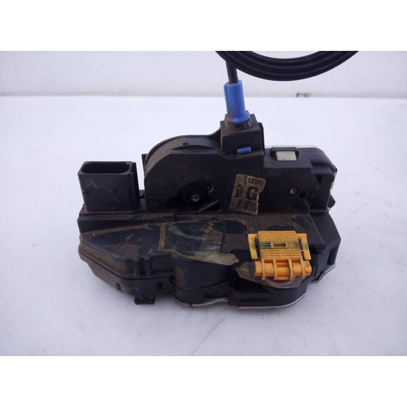 Recambio de cerradura puerta delantera derecha para opel mokka edition ecoflex referencia OEM IAM   E2-B6-60-1