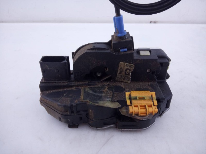 Recambio de cerradura puerta delantera derecha para opel mokka edition ecoflex referencia OEM IAM   E2-B6-60-1