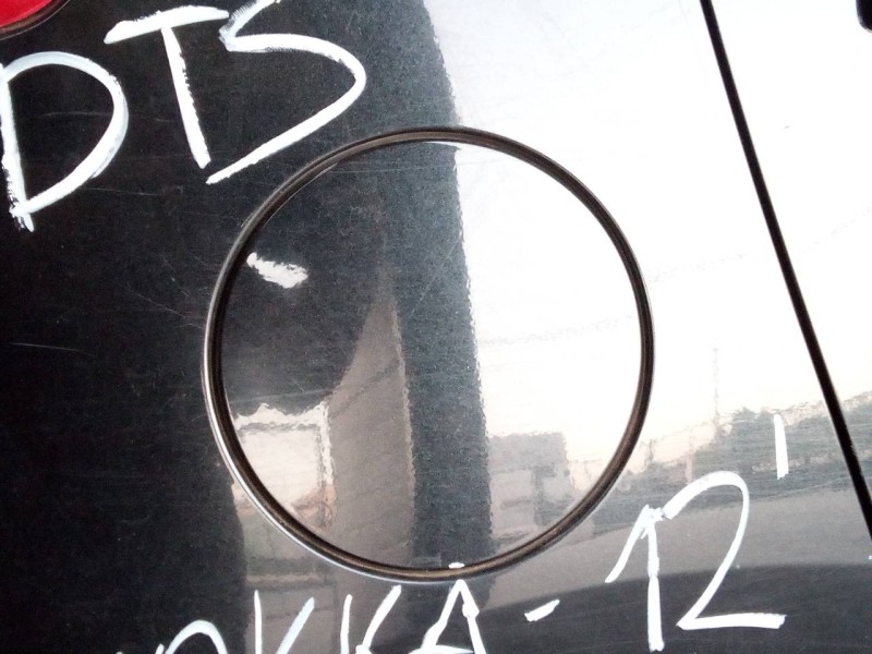 Recambio de tapa exterior combustible para opel mokka edition ecoflex referencia OEM IAM   