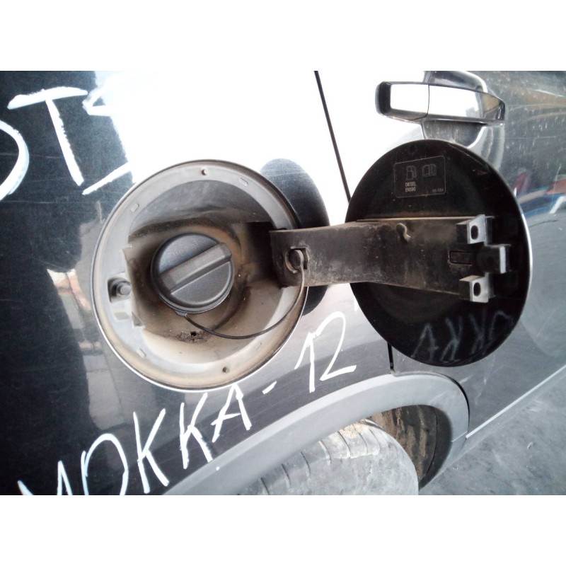 Recambio de tapa exterior combustible para opel mokka edition ecoflex referencia OEM IAM   
