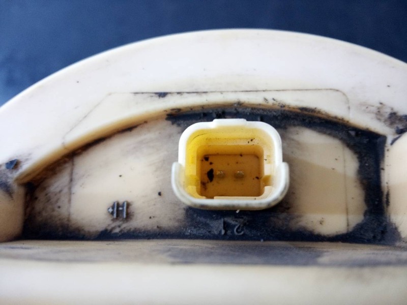 Recambio de aforador para peugeot 207 premium referencia OEM IAM 9685044780  P3-A6-14-4