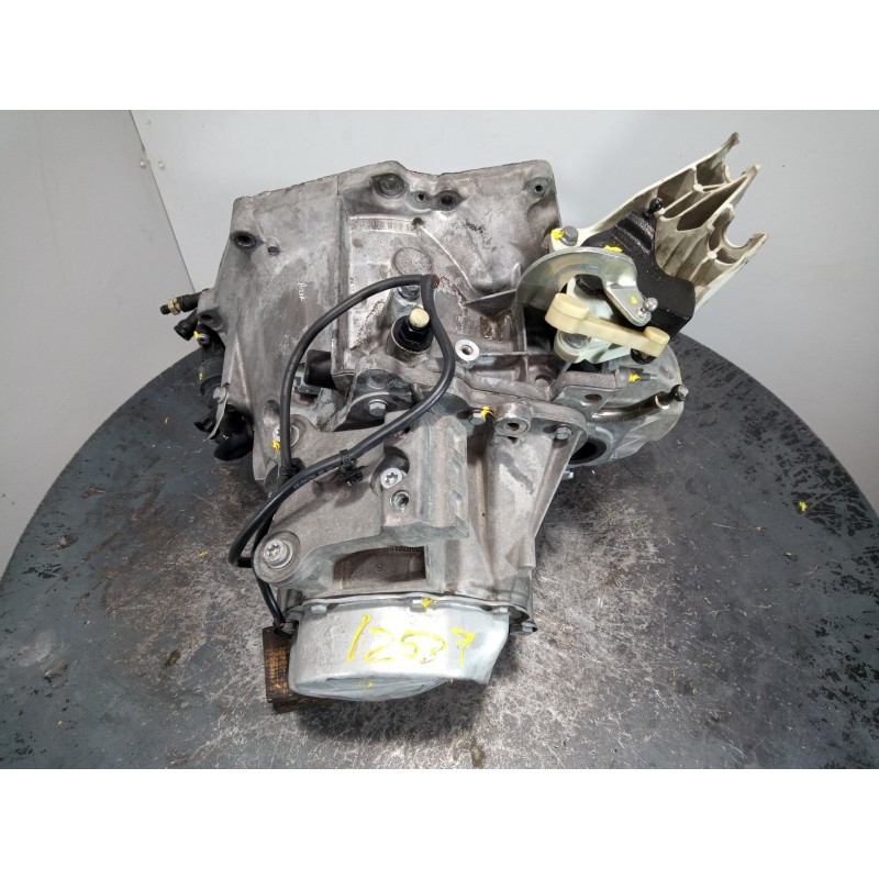 Recambio de caja cambios para peugeot 207 premium referencia OEM IAM 20DP27  M1-B2-33