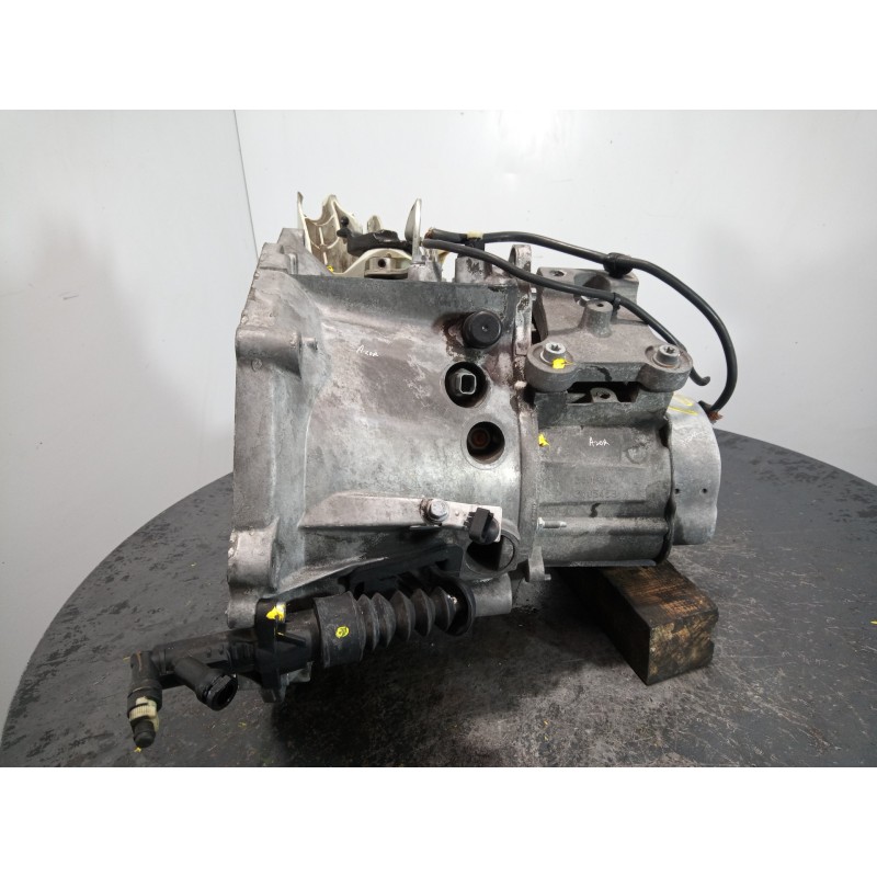Recambio de caja cambios para peugeot 207 premium referencia OEM IAM 20DP27  M1-B2-33