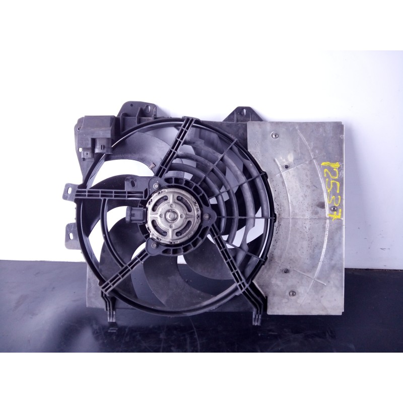 Recambio de electroventilador para peugeot 207 premium referencia OEM IAM 966287238000 34F30100200 P2-A10-2