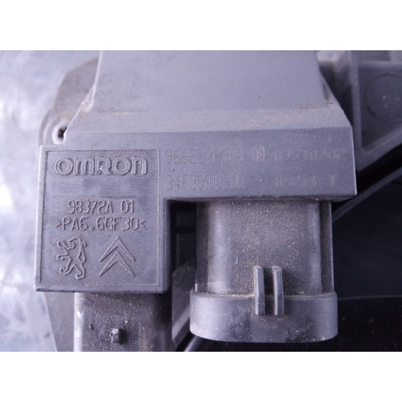 Recambio de electroventilador para peugeot 207 premium referencia OEM IAM 966287238000 34F30100200 P2-A10-2