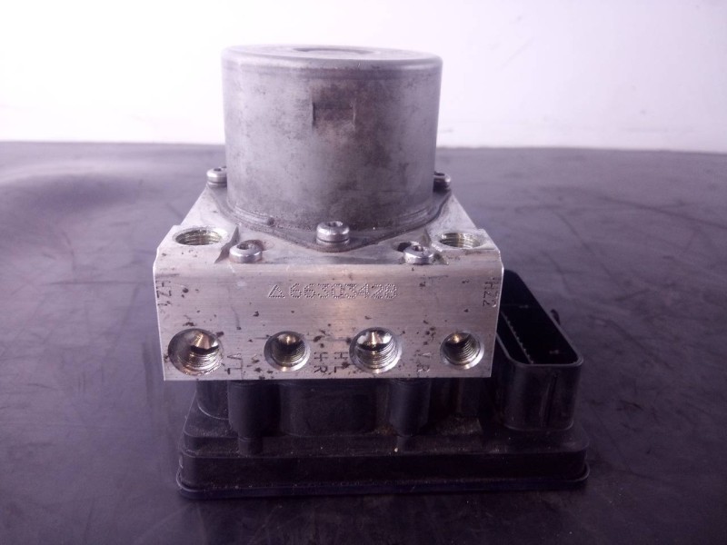 Recambio de abs para seat toledo (kg3) reference referencia OEM IAM 6R0614517CD 6975E415841316326 P3-B8-17-2