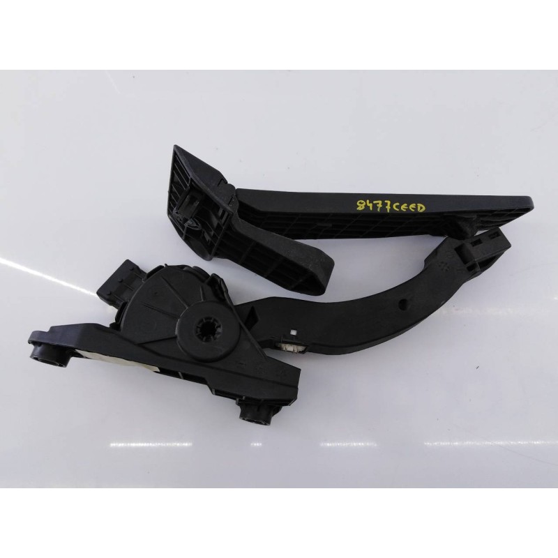 Recambio de pedal acelerador para kia cee´d drive referencia OEM IAM 327003XXX  E3-A3-36-3